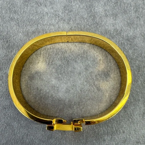 Hermes Clic H Bracelet Black Gold PM - Picture 4 of 9